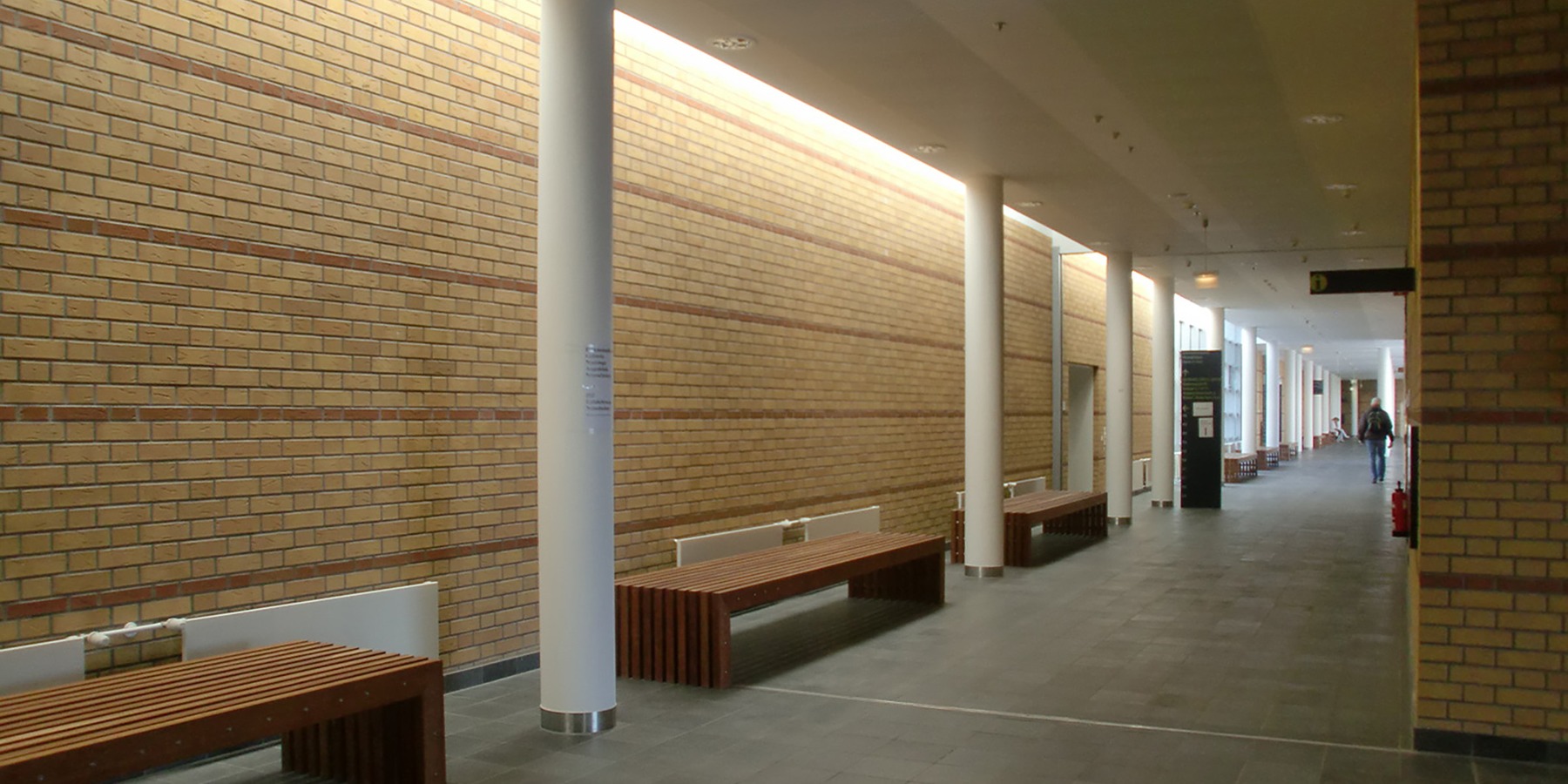 Flur im Erdgeschoss © 2012 Betrieb für Bau und Liegenschaften Mecklenburg-Vorpommern