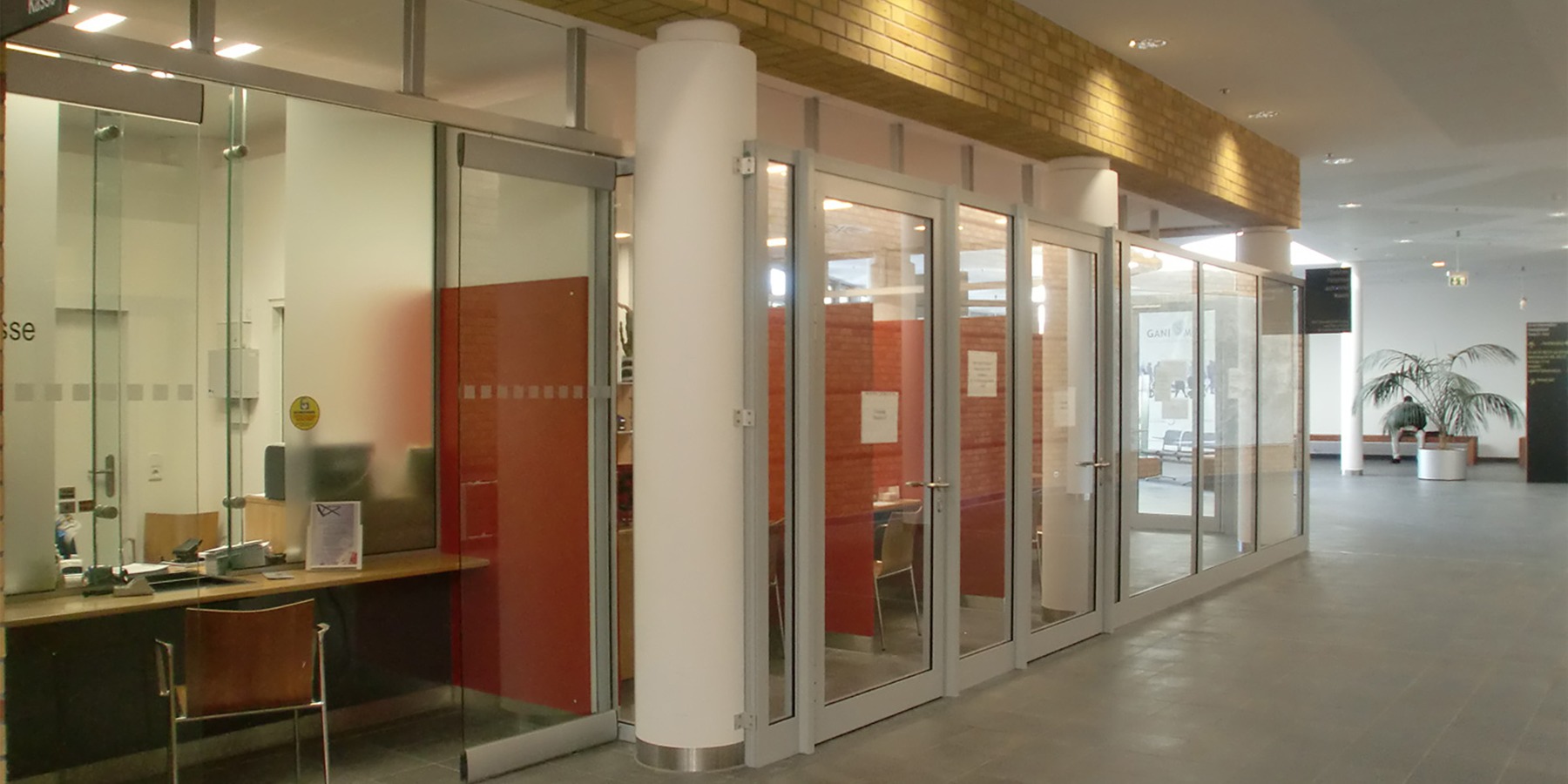 Anmeldung im Erdgeschoss © 2012 Betrieb für Bau und Liegenschaften Mecklenburg-Vorpommern