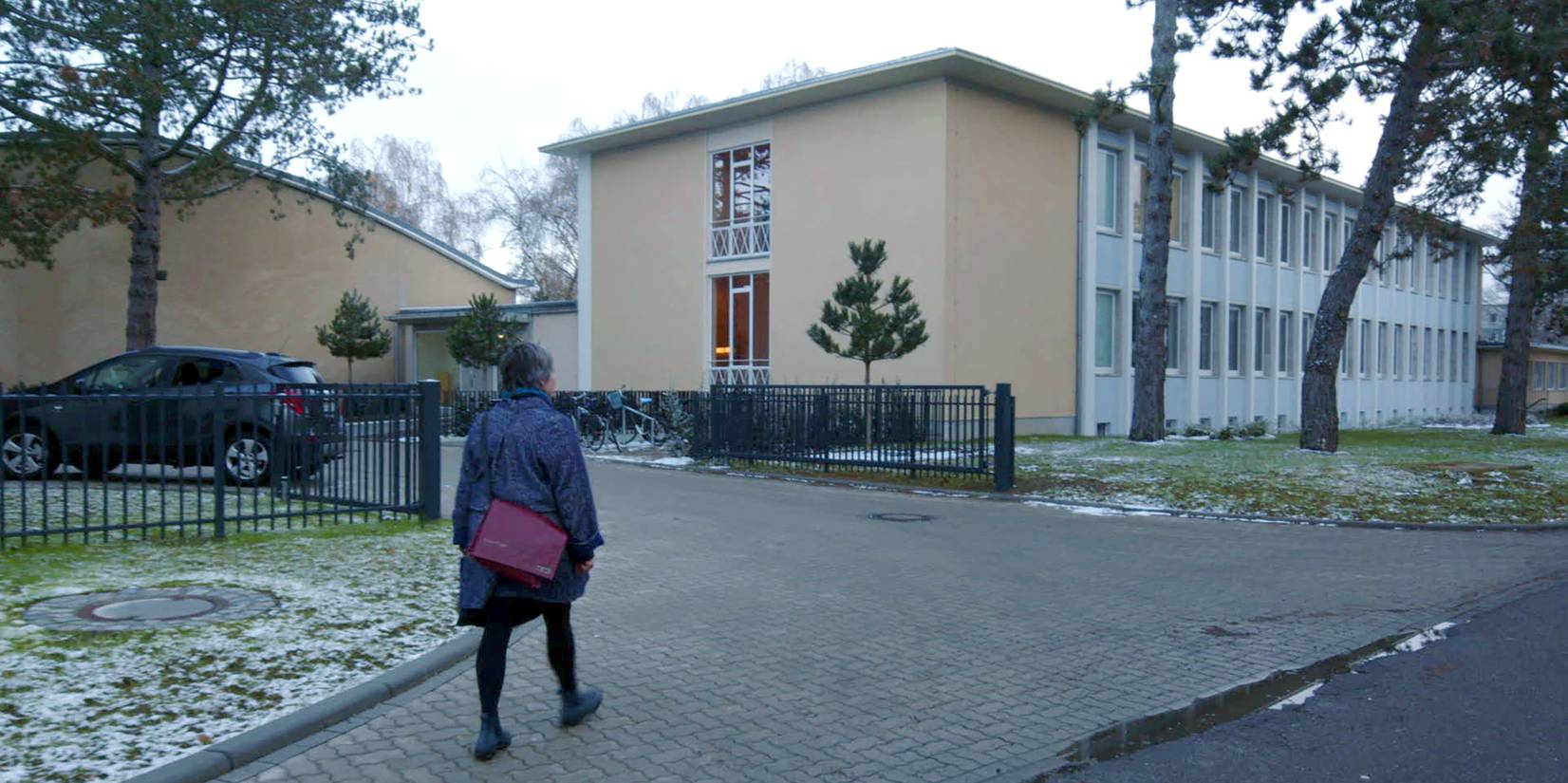 Gebäudeansicht © 2022 Christian Hoffmann (Finanzministerium M-V / sbl-mv)