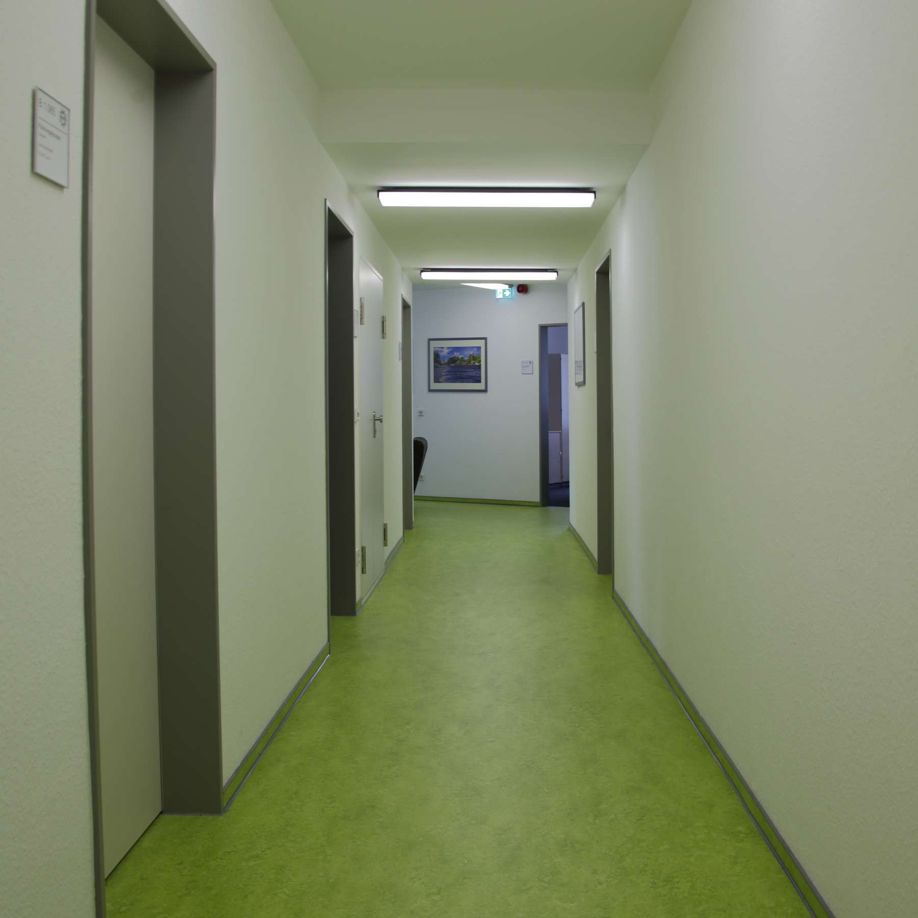 Blick in einen Flur des Erweiterungsbaus © 2015 Christian Hoffmann (BBL MV)