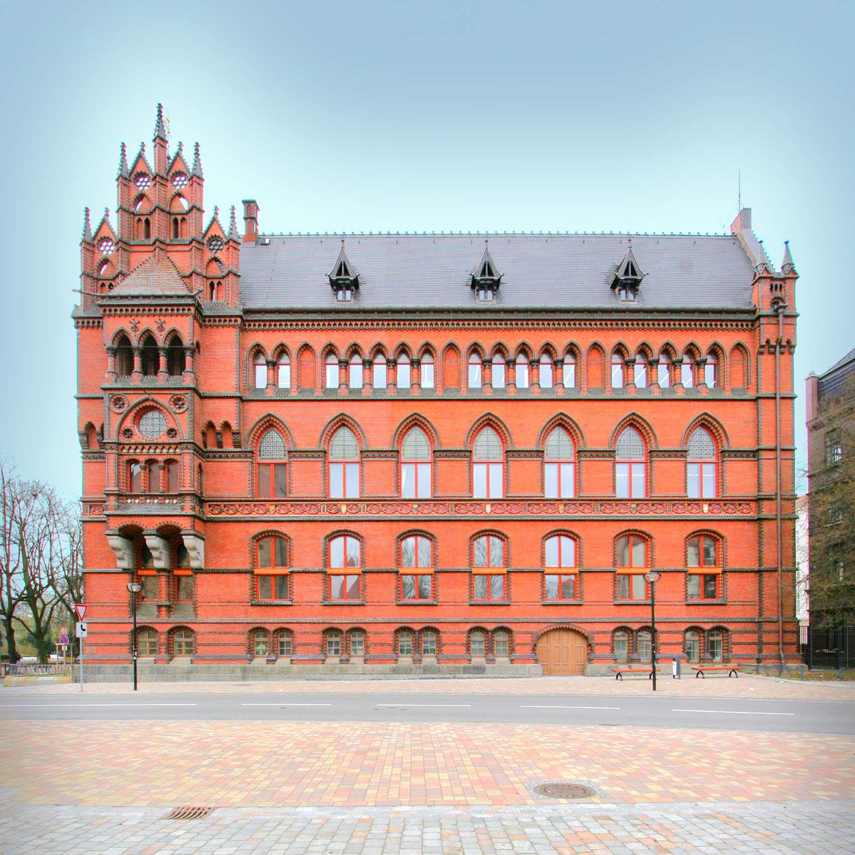 Ansicht der sanierten Fassade vom Steintor aus © 2007 BBL Rostock