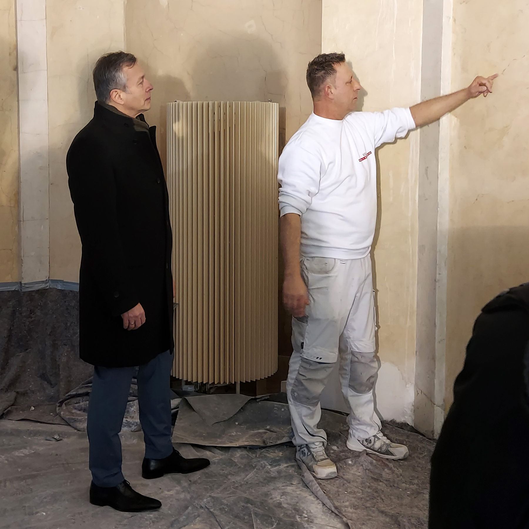 Erläuterungen Stuck-Marmor mit Herrn Dr. Geue © 2023 SBL Schwerin