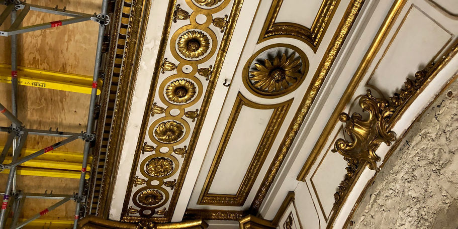 Blick an die Decke © 2023 SBL Schwerin