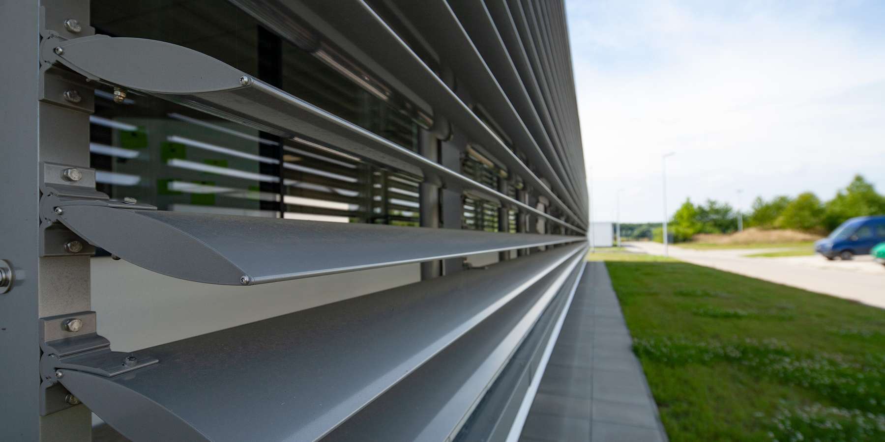 Lamellen aus Aluminium © 2012 Christian Hoffmann (Finanzministerium M-V / sbl-mv)