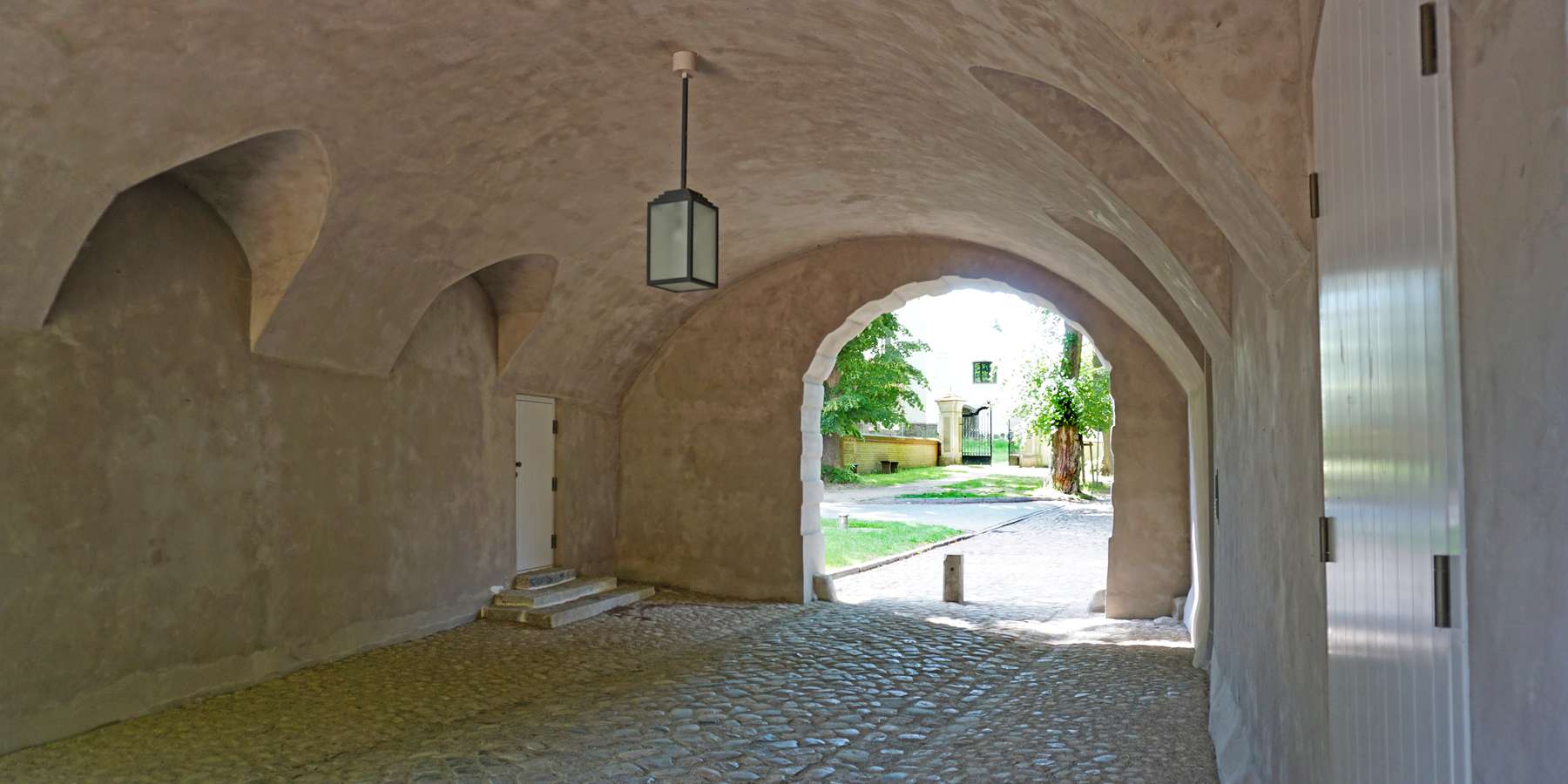 Tordurchgang © 2023 Kühn von Kaehne und Lange