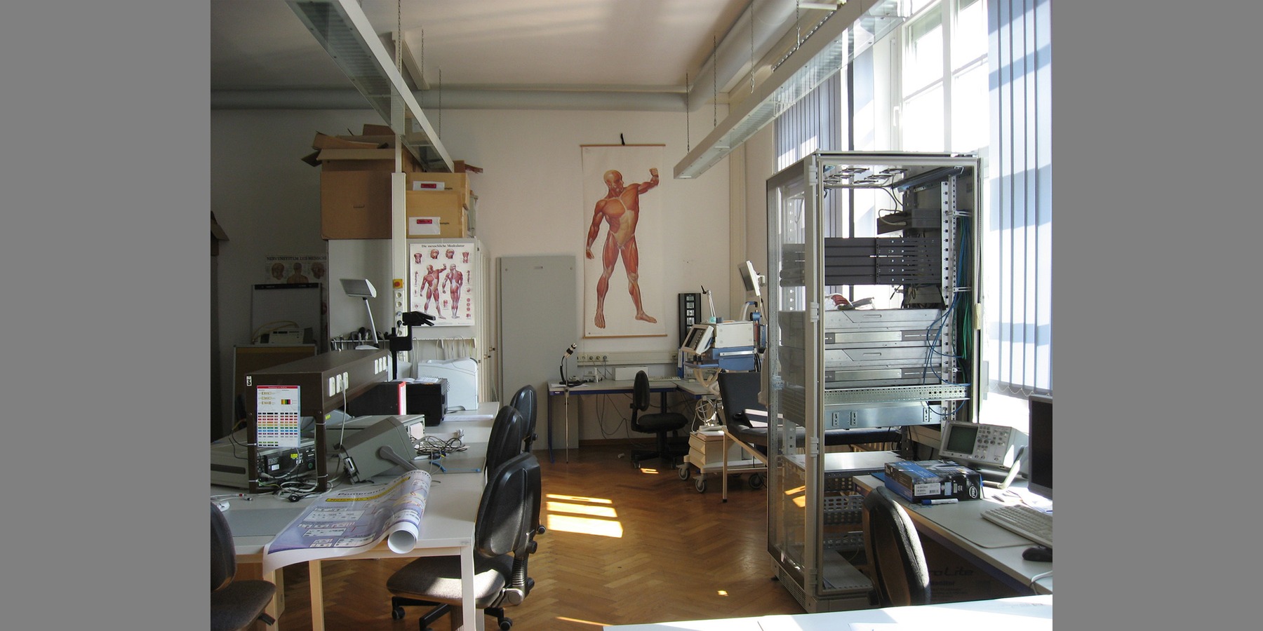 Blick in ein neues Labor für Medizin-Technik und Medizin-Informatik © 2008 Betrieb für Bau und Liegenschaften Mecklenburg-Vorpommern