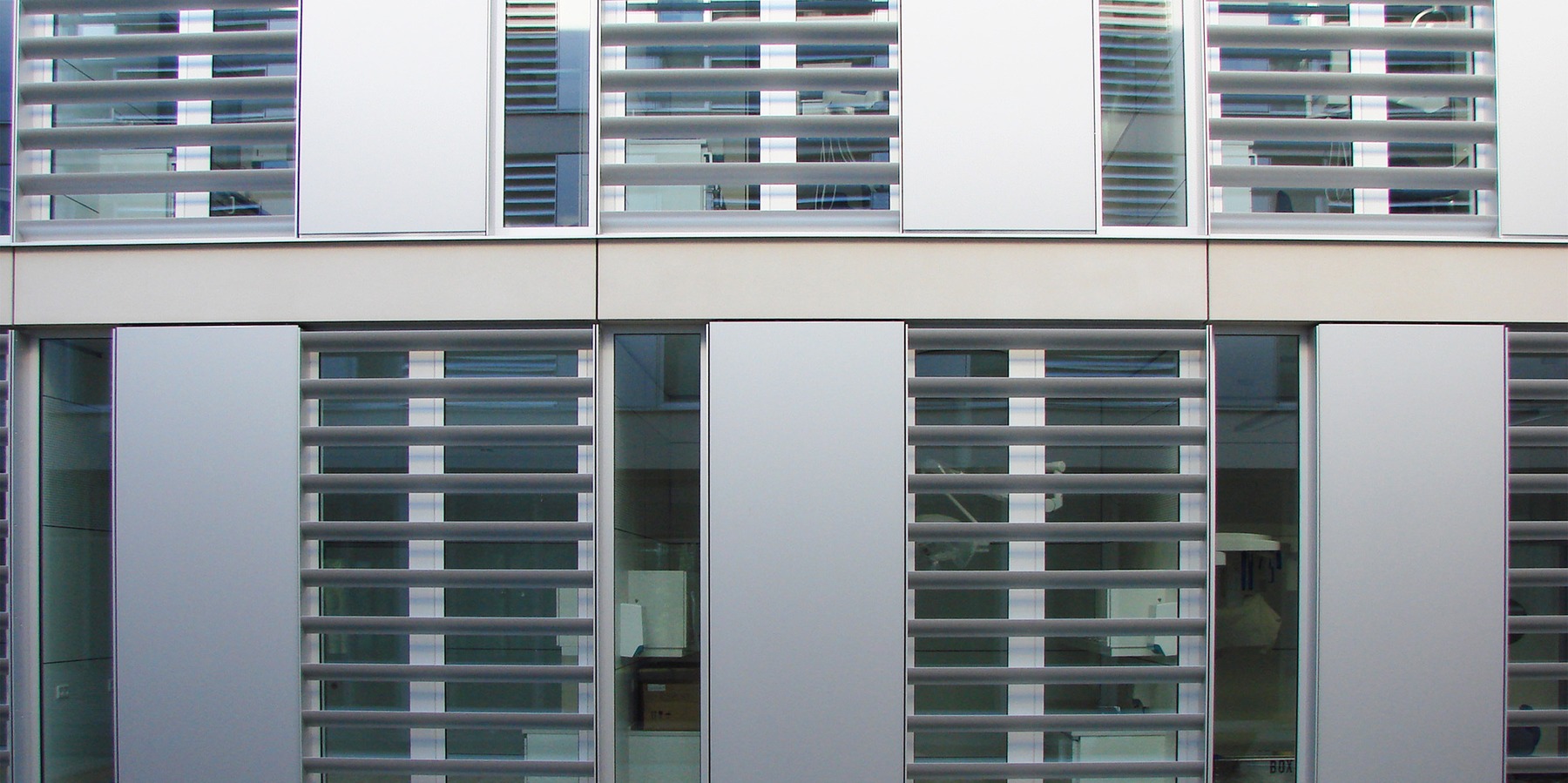 Fassadendetail im Innenhof © 2006 Betrieb für Bau und Liegenschaften Mecklenburg-Vorpommern