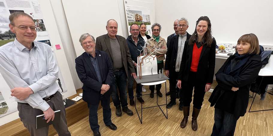 Preisgericht und am Wettbewerb Beteiligte © 2023 Christian Hoffmann (sbl-mv / Finanzministerium MV)