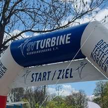 Start und Ziel des 1. Office Charity Run in Neubrandenburg © 2023 SBL Neubrandenburg