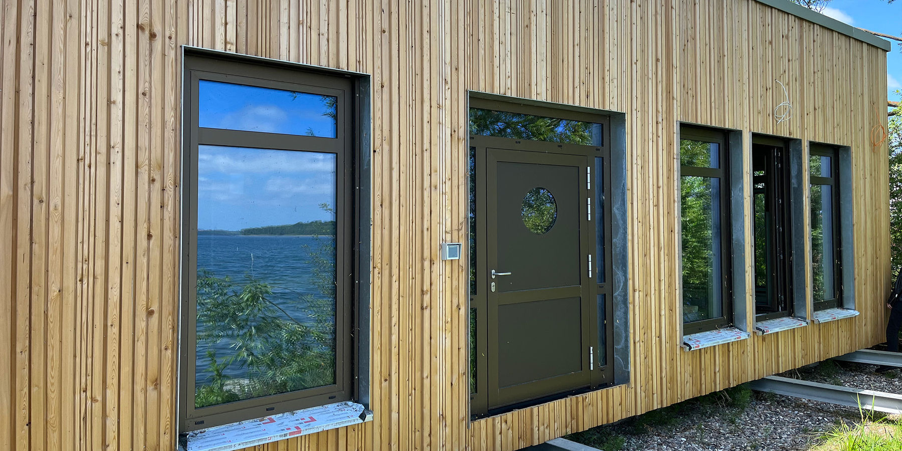 Ansicht der Holzfassade © 2023 SBL Schwerin