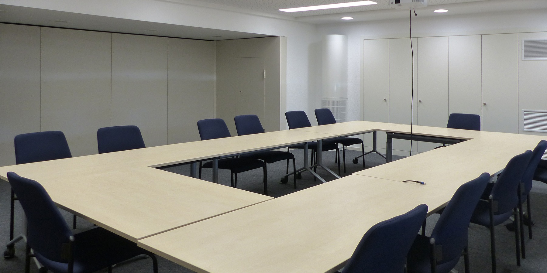 Blick in den Beratungsraum © 2023 SBL Greifswald