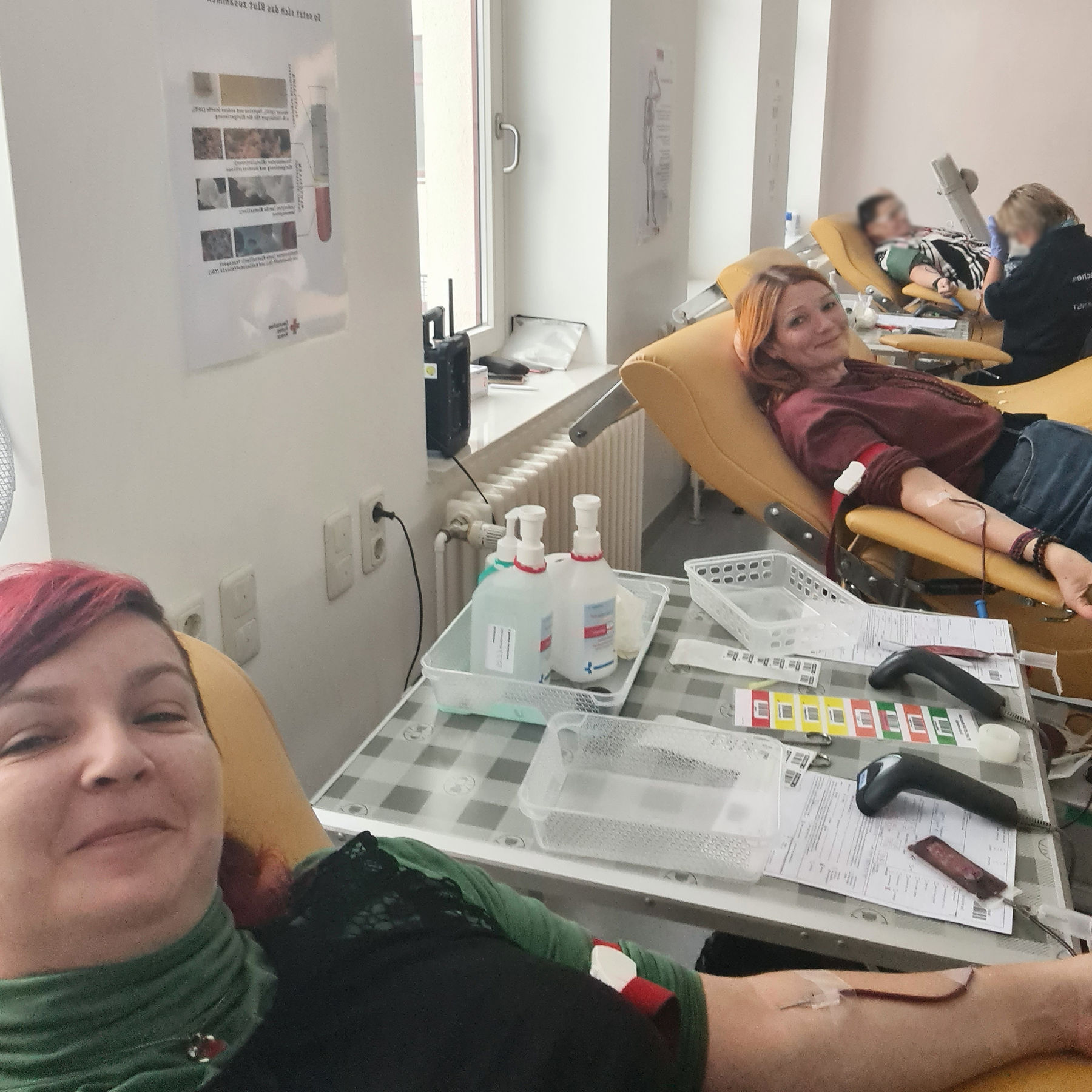 Mitarbeitende des SBL Schwerin bei der Blutspende © 2023 Staatliches Bau und Liegenschaftsamt Schwerin