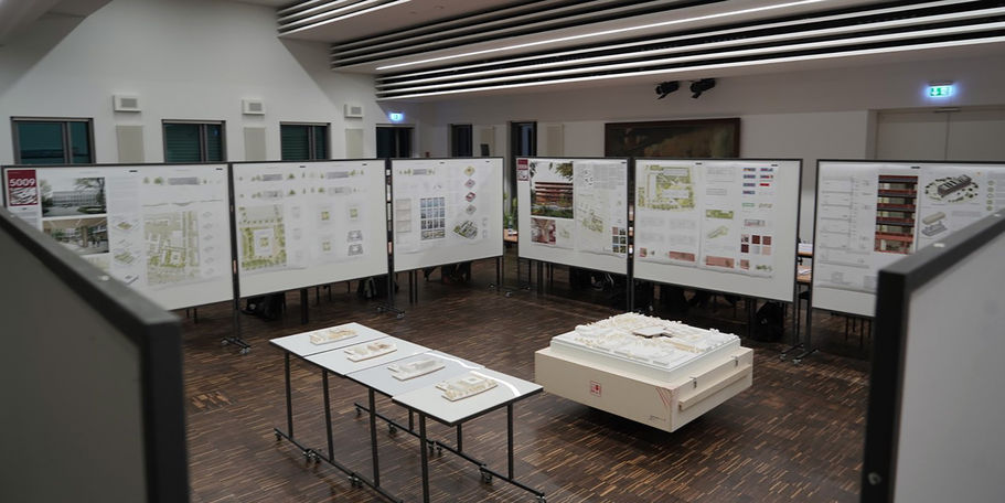 Blick in die Ausstellung © P. F. Weber | [phase eins]