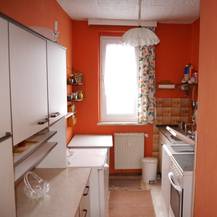 Veräußerung einer Fiskalerbschaft des Landes MV durch die sbl-mv - Immobilienangebot 28126 Warnow, Blick in die Küche © 2024 sbl-mv / Finanzministerium MV