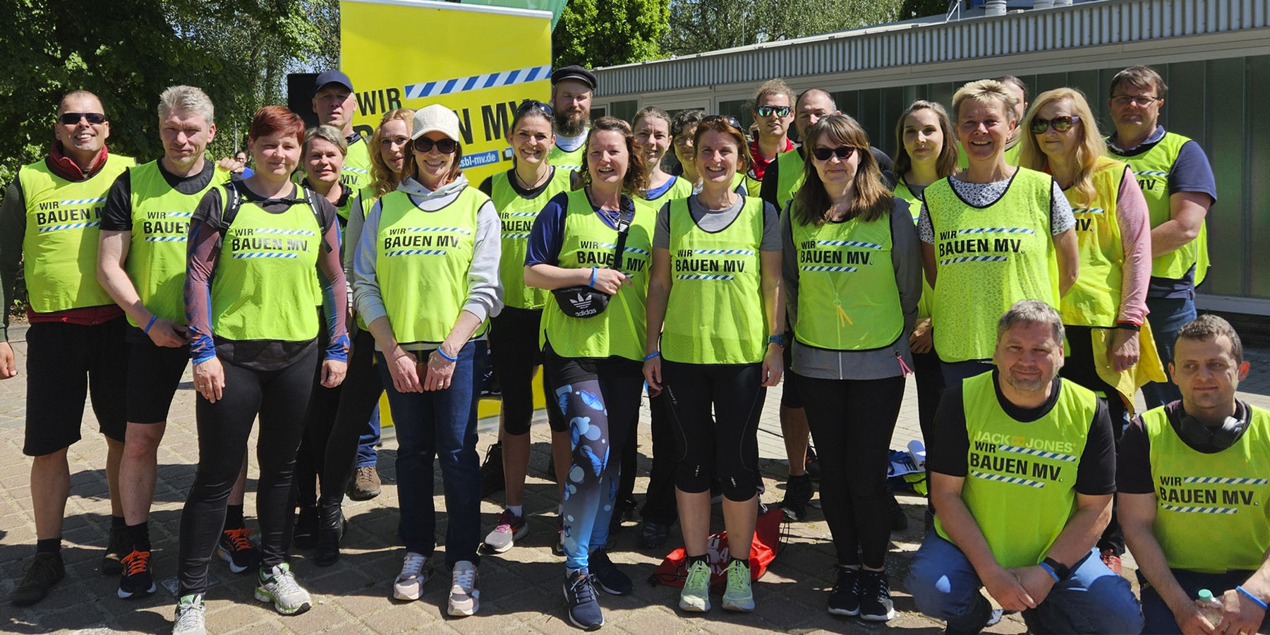 Das Team des SBL Neubrandenburg beim 2. Office Charity Run. © 2024 SBL Neubrandenburg