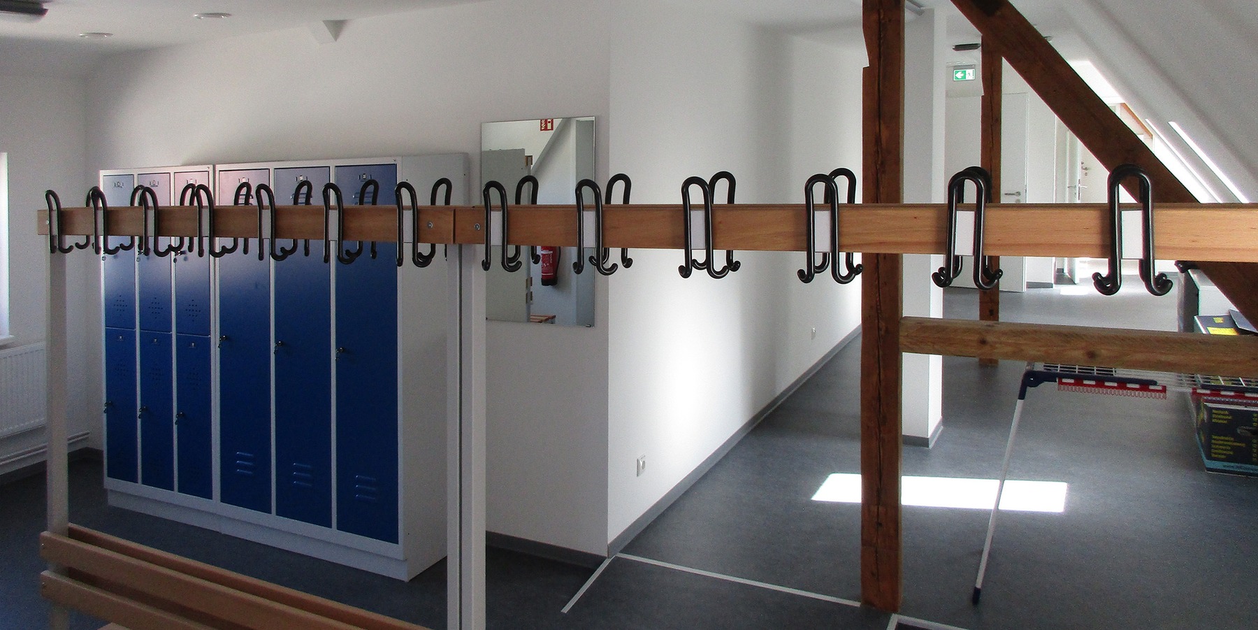Umkleidebereich Herren im Dachgeschoss © 2024 IPROconsult GmbH, Greifswald