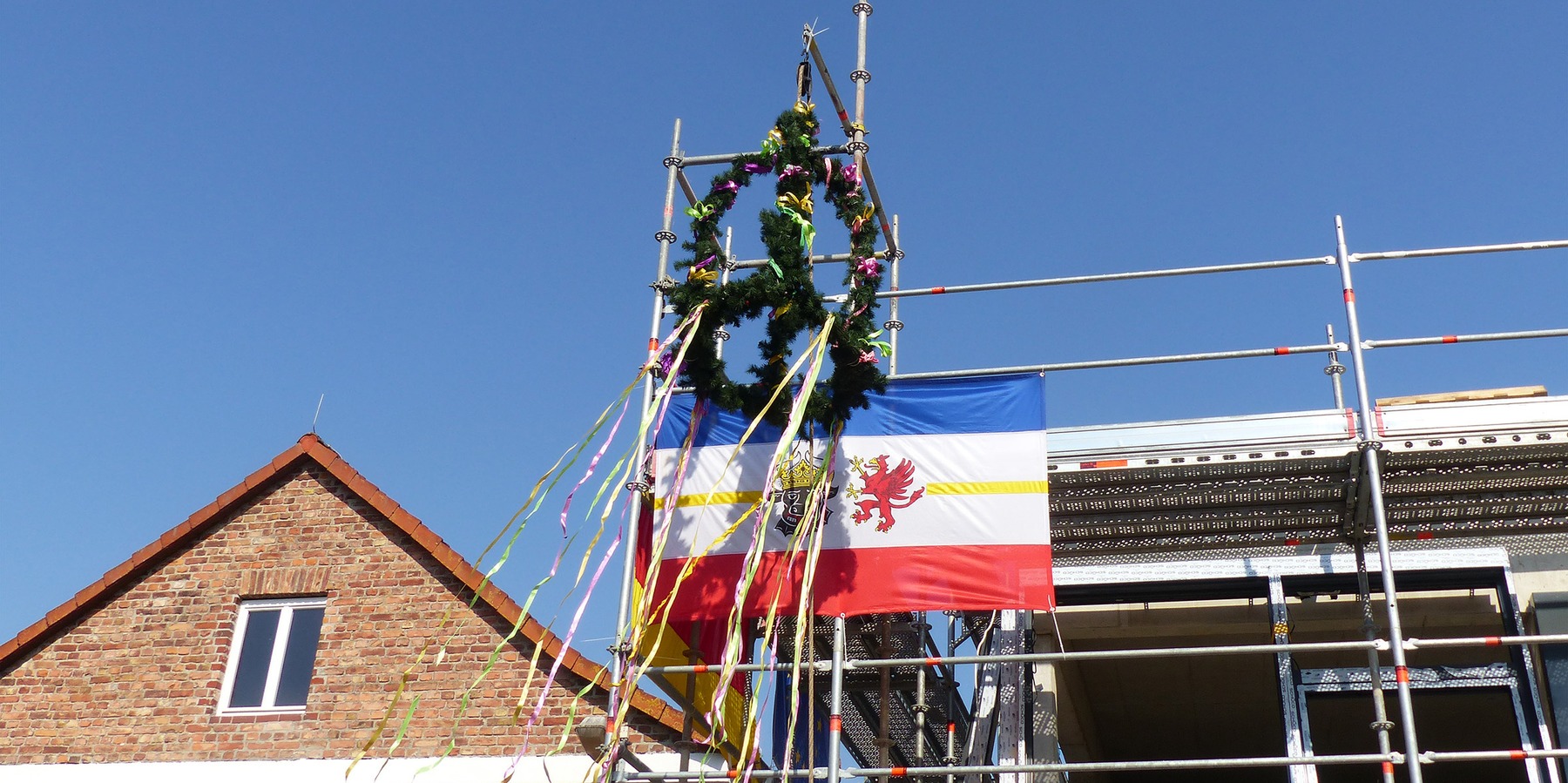 Nach Fertigstellung des Rohbaus konnte Richtfest gefeiert werden © 2024 SBL Greifswald