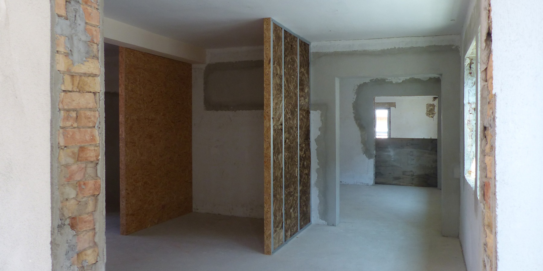 Blick in das Bestandsgebäude Haus 2 - hier erfolgen zeitgleich zur Errichtung des Erweiterungsbaus notwendige Anpassungs-, Sanierungs- und Instandsetzungsmaßnahmen © 2024 SBL Greifswald