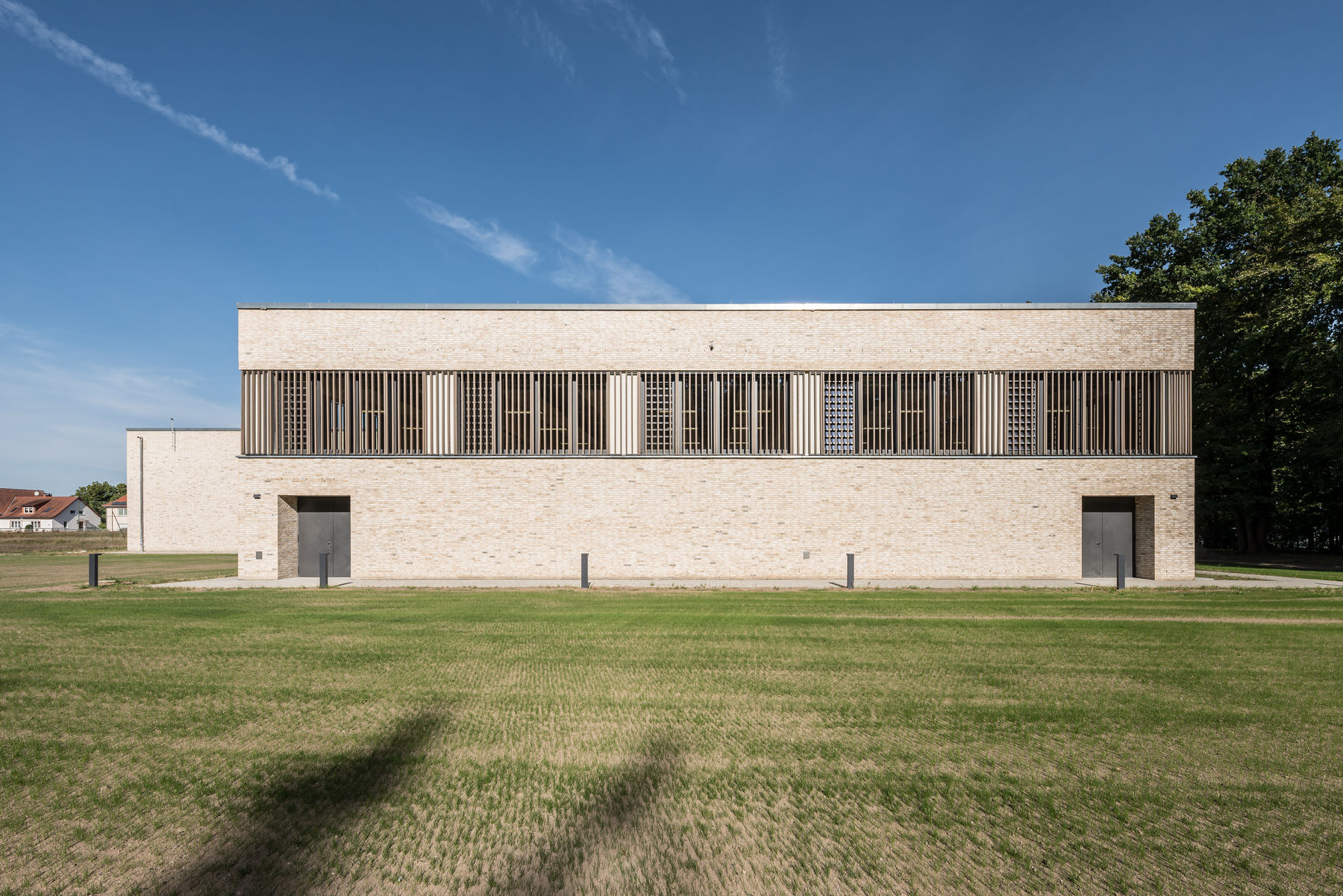 Südansicht Sporthalle © 2023 Steffen Spitzner