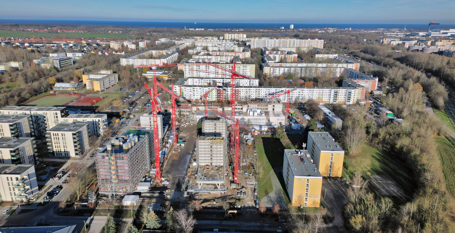 Mit Ostseeblick: Blick über die Baustelle Richtung Norden. © 2024 Christian Hoffmann (sbl-mv / FM)