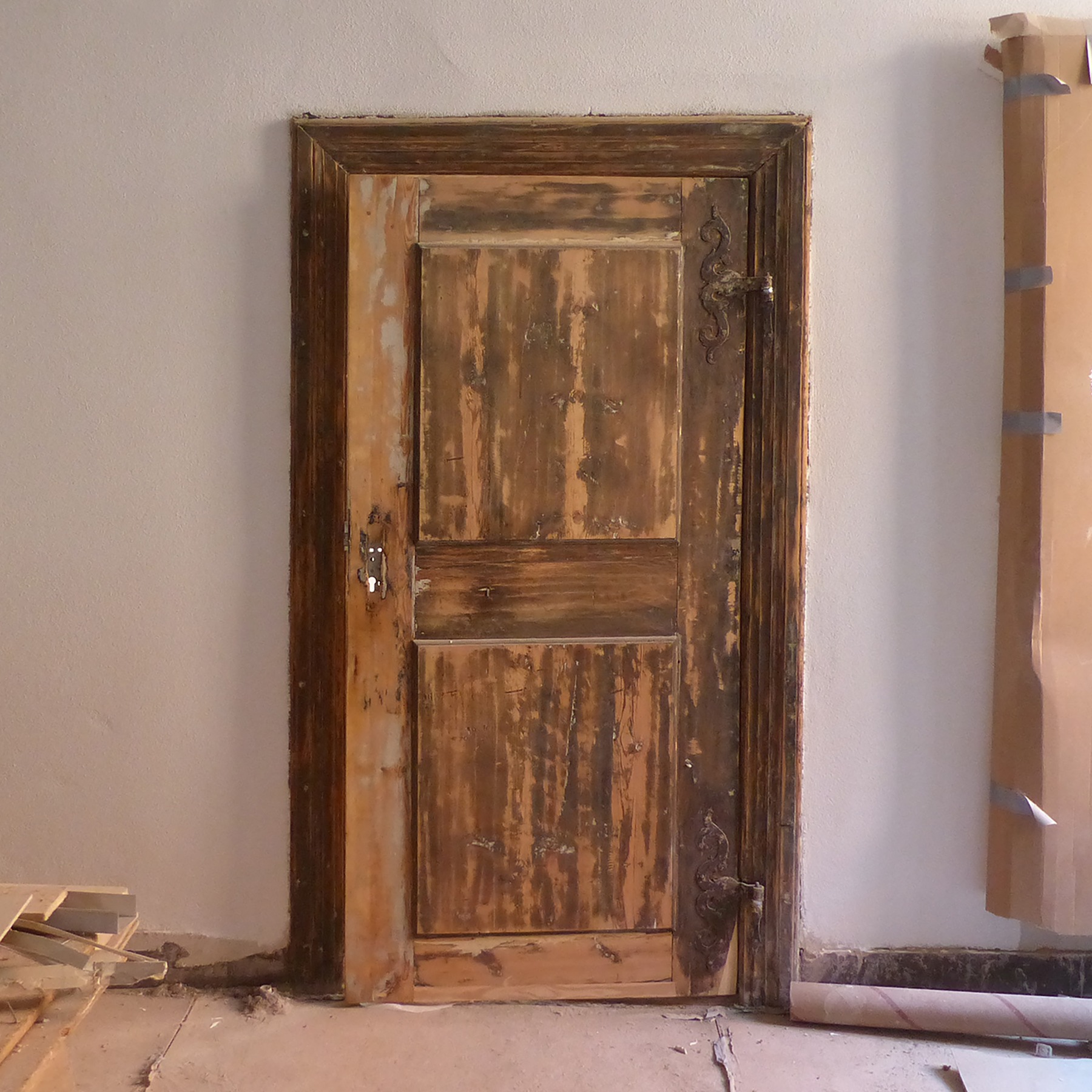 Aufarbeitung und Erhalt bauhistorisch wertvoller Türen © 2025 SBL Greifswald