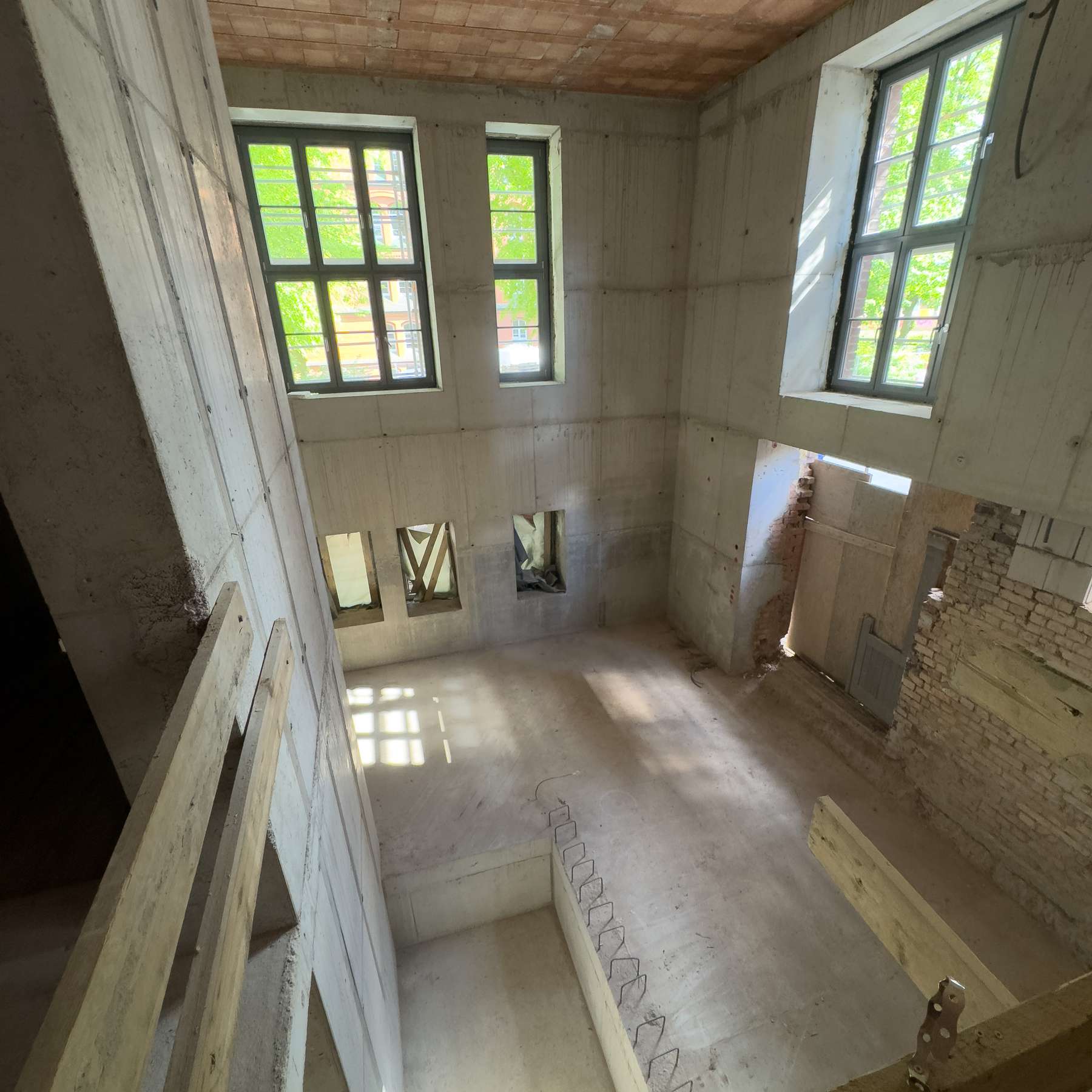 das neue Foyer im Rohbau © 2025 Christian Hoffmann (Finanzministerium M-V / sbl-mv)