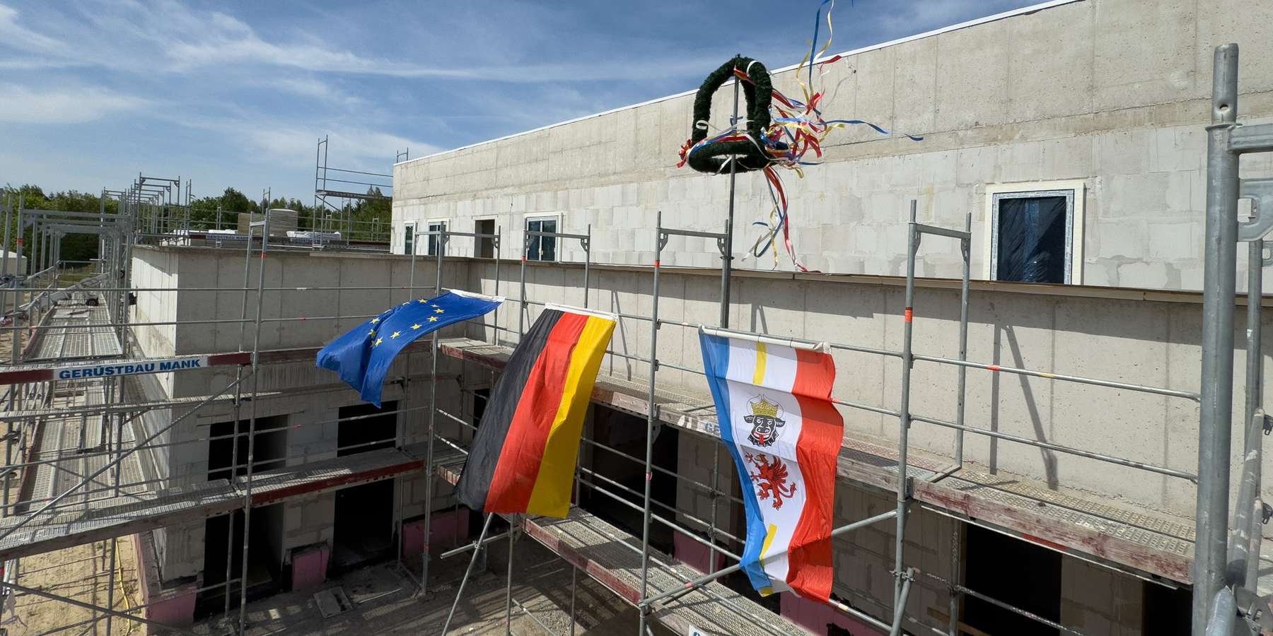 Richtfest auf dem Fliegerhorst Laage.jpg © 2025 Christian Hoffmann (SBL-MV / Finanzministerium MV)