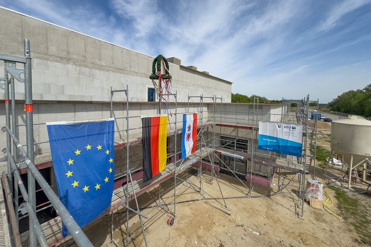 Richtfest auf dem Fliegerhorst Laage ©2025 Christian Hoffmann (SBL-MV / Finanzministerium MV)