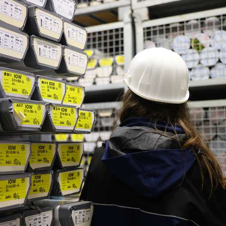 Start des Erweiterungsbaus für Lagerung und Logistik mit Sedimentkernlager des IOW im Rostocker Fischereihafen.jpg © 2025 Sabrina Scholz / WKM