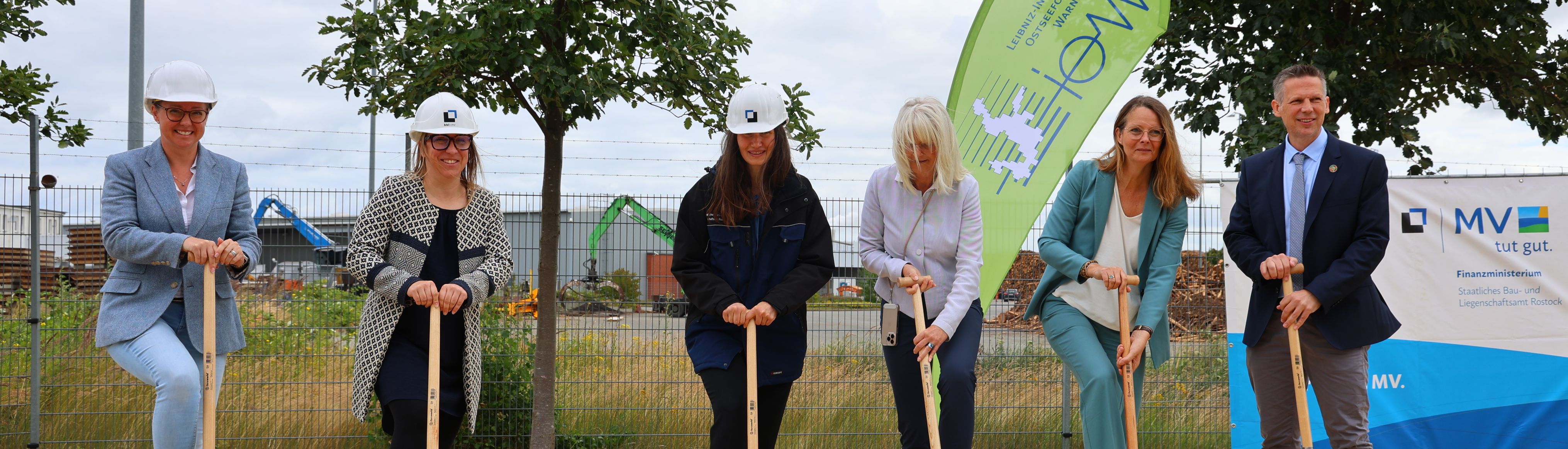 Feierlicher Spatenstich für den Erweiterungsbau des IOW ©2025 Sabrina Scholz / WKM