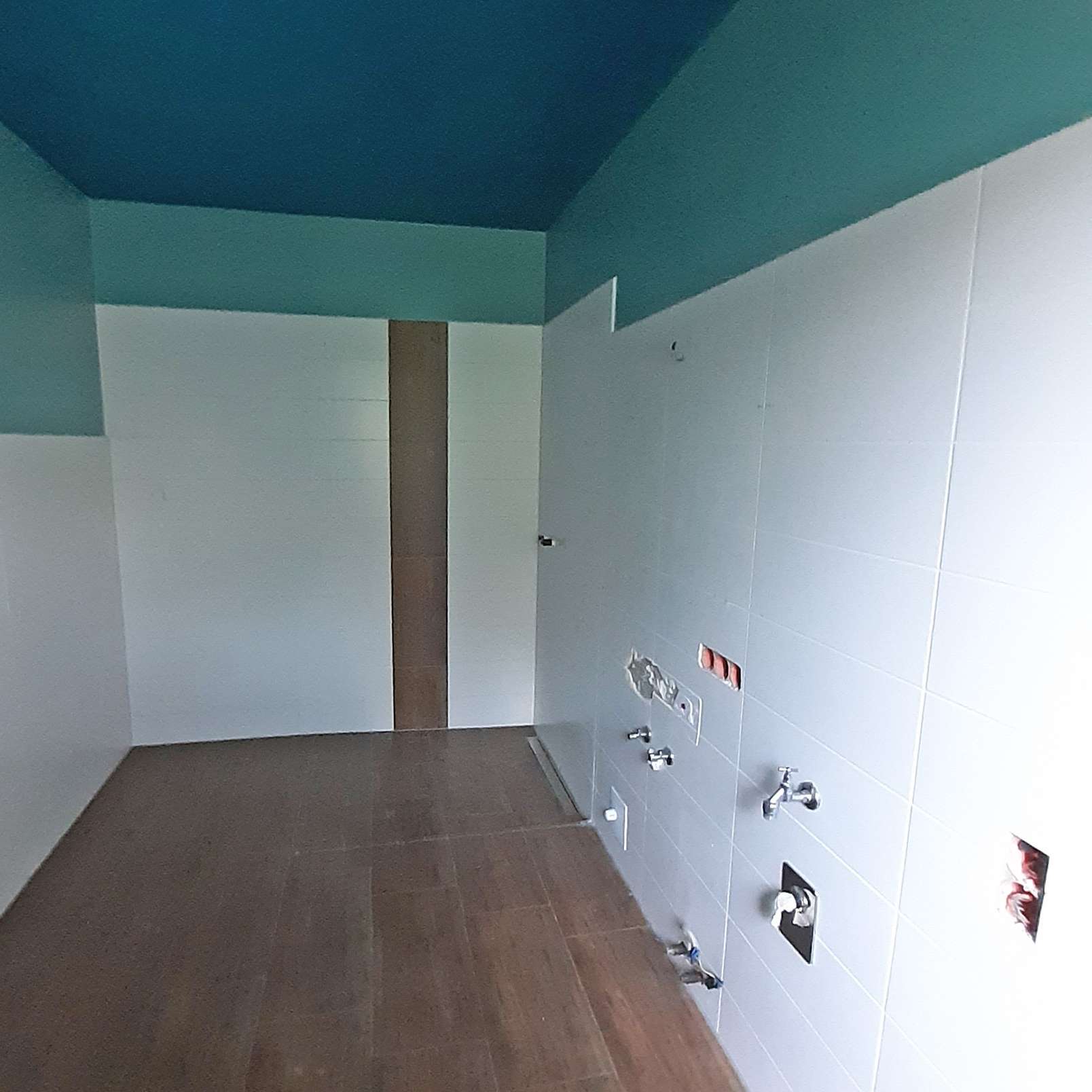 Das Land Mecklenburg-Vorpommern beabsichtigt, das nachfolgend näher beschriebene Grundstück in 19376 Ruhner Berge (Jarchow), Am Wulfsberg (Objektnummer 18543) zu verkaufen. © 2025 SBL-MV