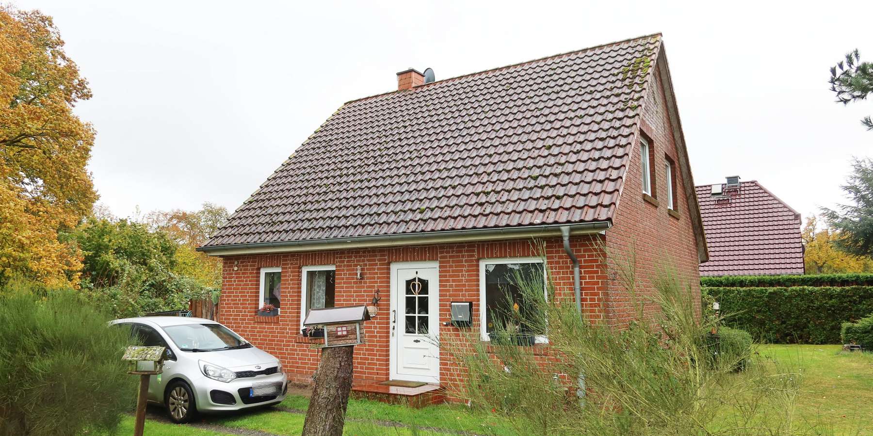Blick auf das Einfamilienhaus aus nördlicher Richtung © 2025 SBL-MV