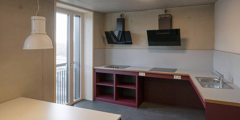 Wohngebäude Teeküche © 2026 Jan Bitter