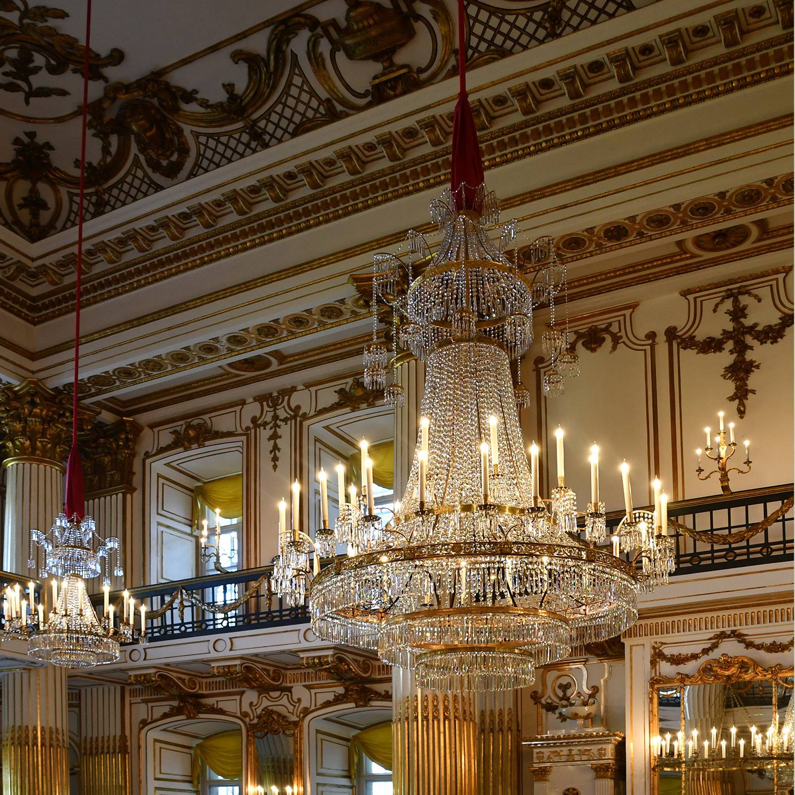 Schloss Ludwigslust - Abschließende Maßnahmen im Goldenen Saal.jpg © 2026 SBL Schwerin