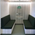 6 offene Cubes im Untergeschoss des Altbaus stehen als Pausen-, Kommunikations- und Aufenthaltsfläche zur Verfügung © 2026 SBL Greifswald