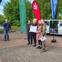 Siegerehrung des 4. Office-Charity-Runs Neubrandenburg bei Sonnenschein © 2026 SBL Neubrandenburg