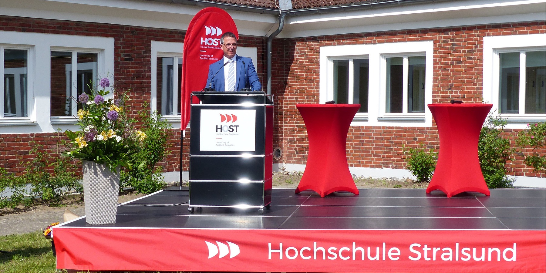 Begrüßung durch den Rektor der Hochschule Stralsund, Prof. Dr. Ralph Sonntag © 2026 SBL Greifswald