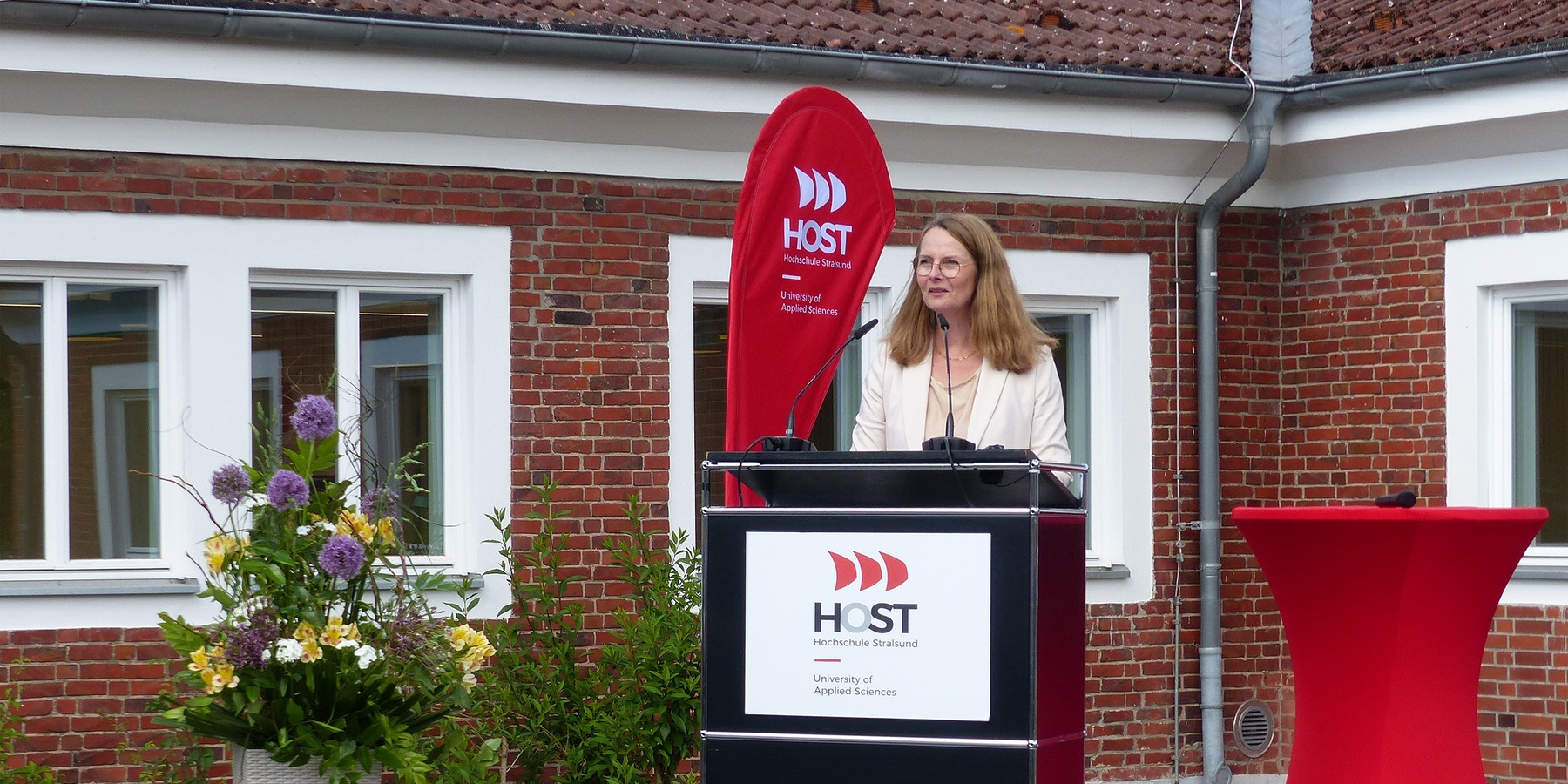 Grußwort der Ministerin für Wissenschaft, Kultur, Bundes- und Europaangelegenheiten des Landes Mecklenburg-Vorpommern, Bettina Martin © 2026 SBL Greifswald