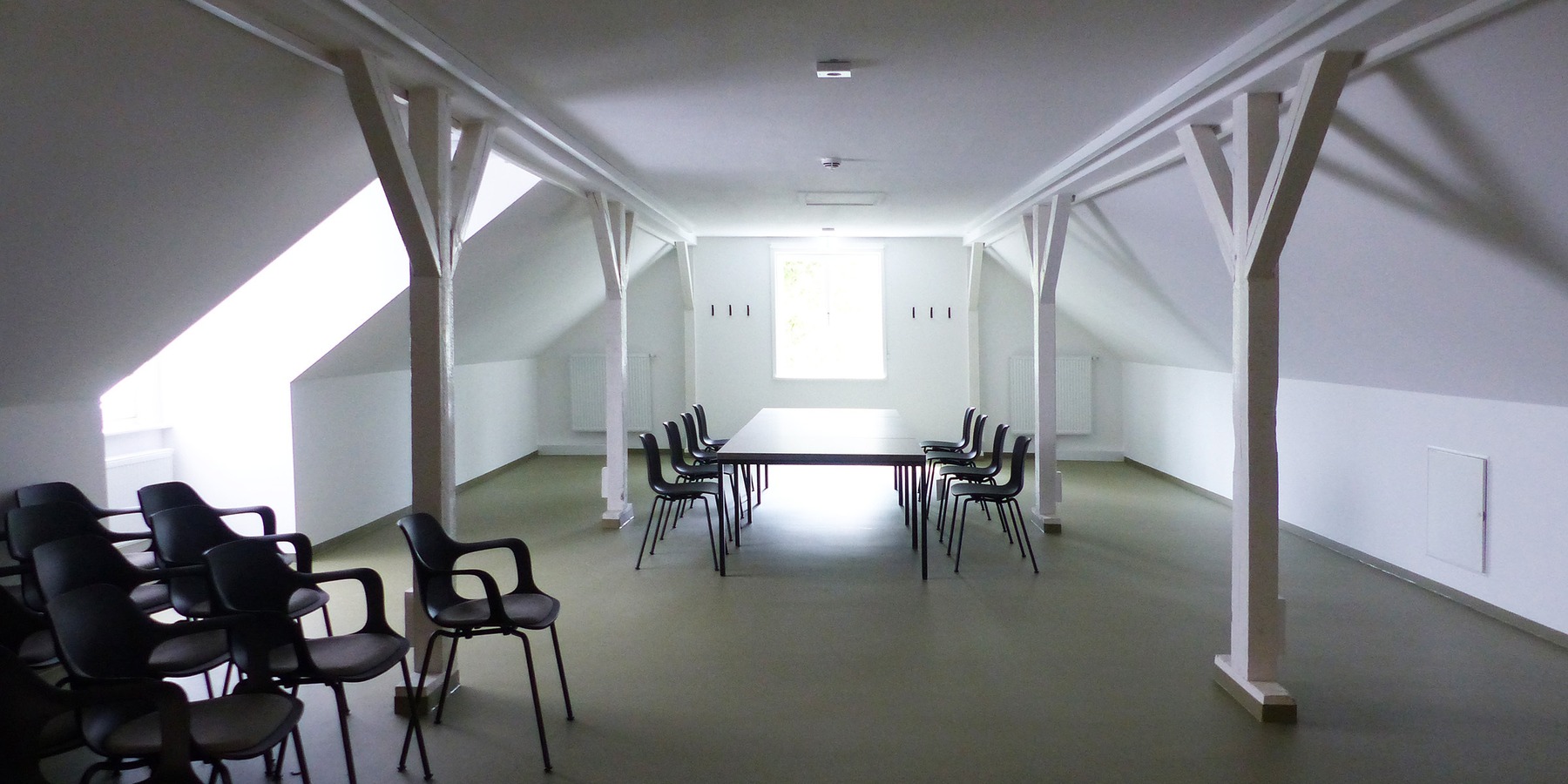 Projektraum im Dachgeschoss des Altbaus © 2026 SBL Greifswald