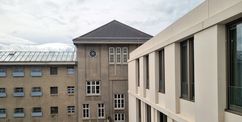 Ansicht des Altbaus und Neubaus © 2026 SBL Schwerin