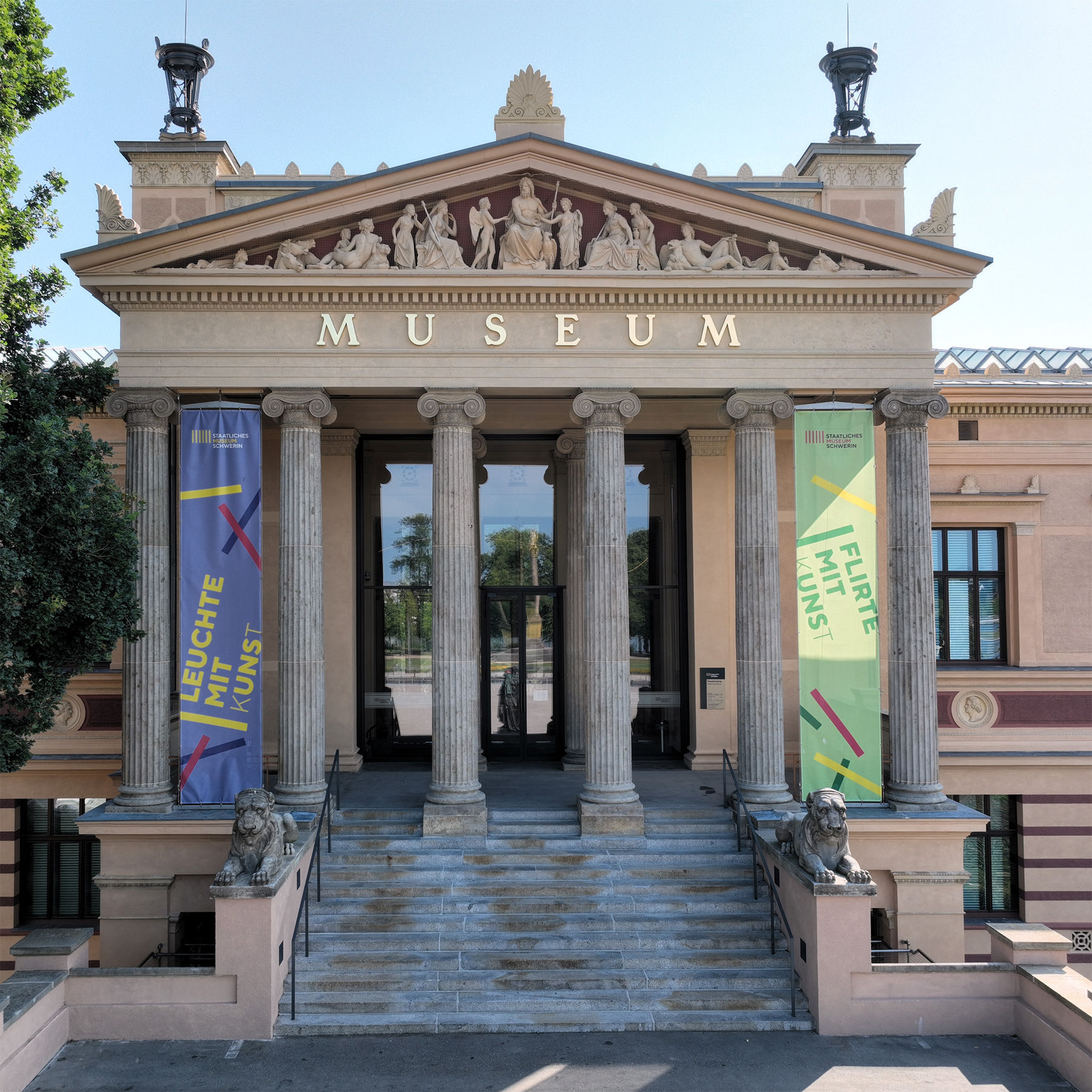 Eingang des Museums © 2026 SBL Schwerin