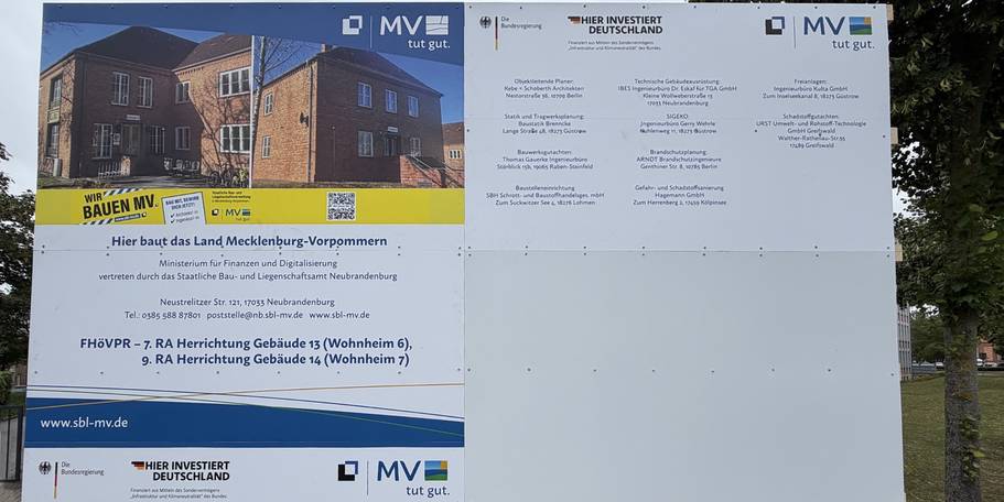 FHÖVPuR Güstrow Geb14, Bauschild © 2026 SBL Neubrandenburg