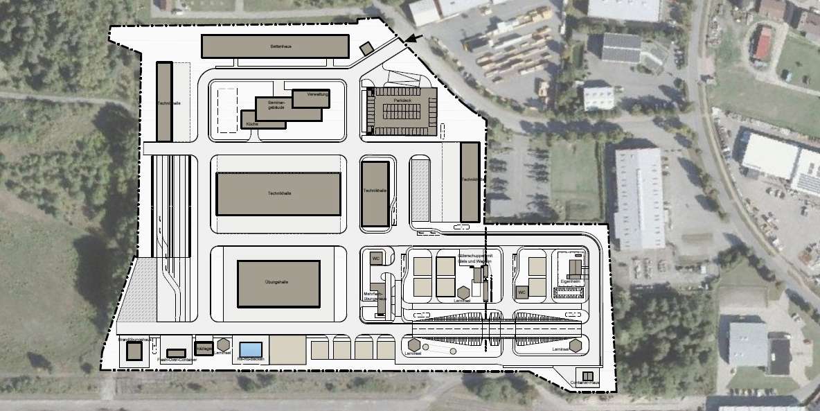 Von oben auf das Grundstück entlang der Ahornstraße geschaut. © 2026 SBL Neubrandenburg