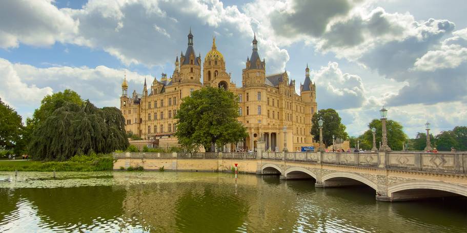 Treffpunkt Schloß Schwerin: Hier fand am 20. und 21. August 2026 das 111. Treffen des BTR statt. © 2026 Christian Hoffmann (SBL-MV / Ministerium für Finanzen und Digitalisierung MV)