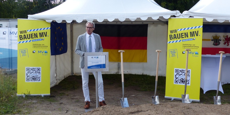 Begrüßung durch den Leiter des Staatlichen Bau- und Liegenschaftsamtes Greifswald, Stephan Aufdermauer © 2026 SBL Greifswald