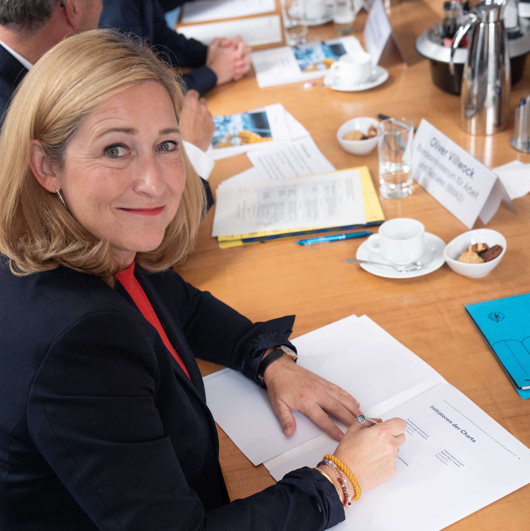 Staatssekretärin im Bundesministerium für Arbeit und Soziales Lilian Tschan unterzeichnete die Charta am 17. September 2026 in Berlin. © 2026 Leon Fülber, Dortmund