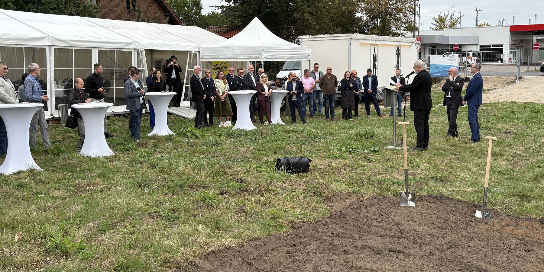 Eindrücke vom Ersten Spatenstich für den Neubau der Polizei in Waren am 15.09.2026. © 2026 SBL Neubrandenburg